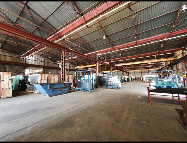8,000M² FACTORY FOR SALE IN ALRODE